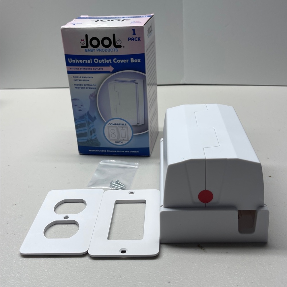 Universal Outlet Cover Box - White - Picture 5 of 5